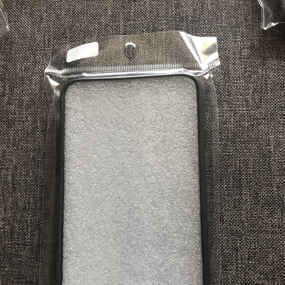 iPhone case - Picture 3 of 3